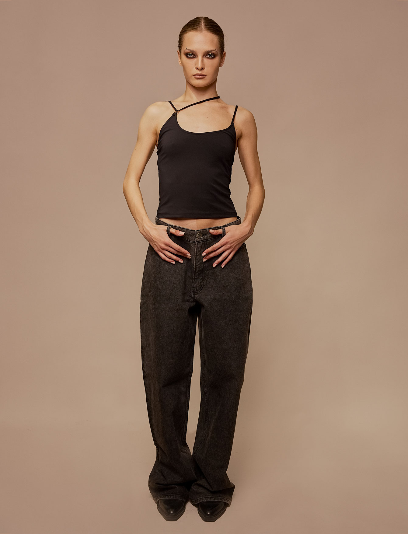 Топ №44/2 Anthracite Топ №44/2 Anthracite