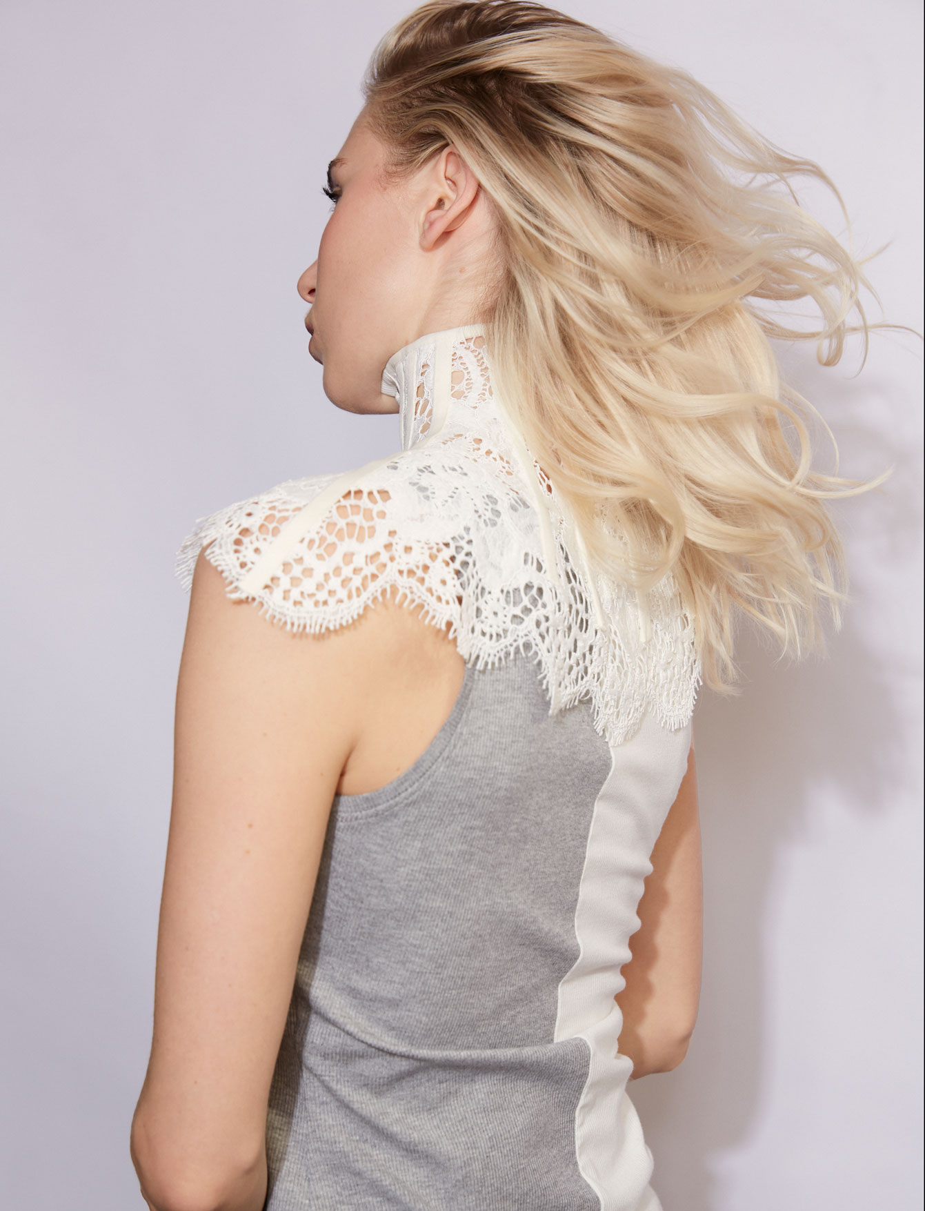 Воротник из кружева №25 Peony