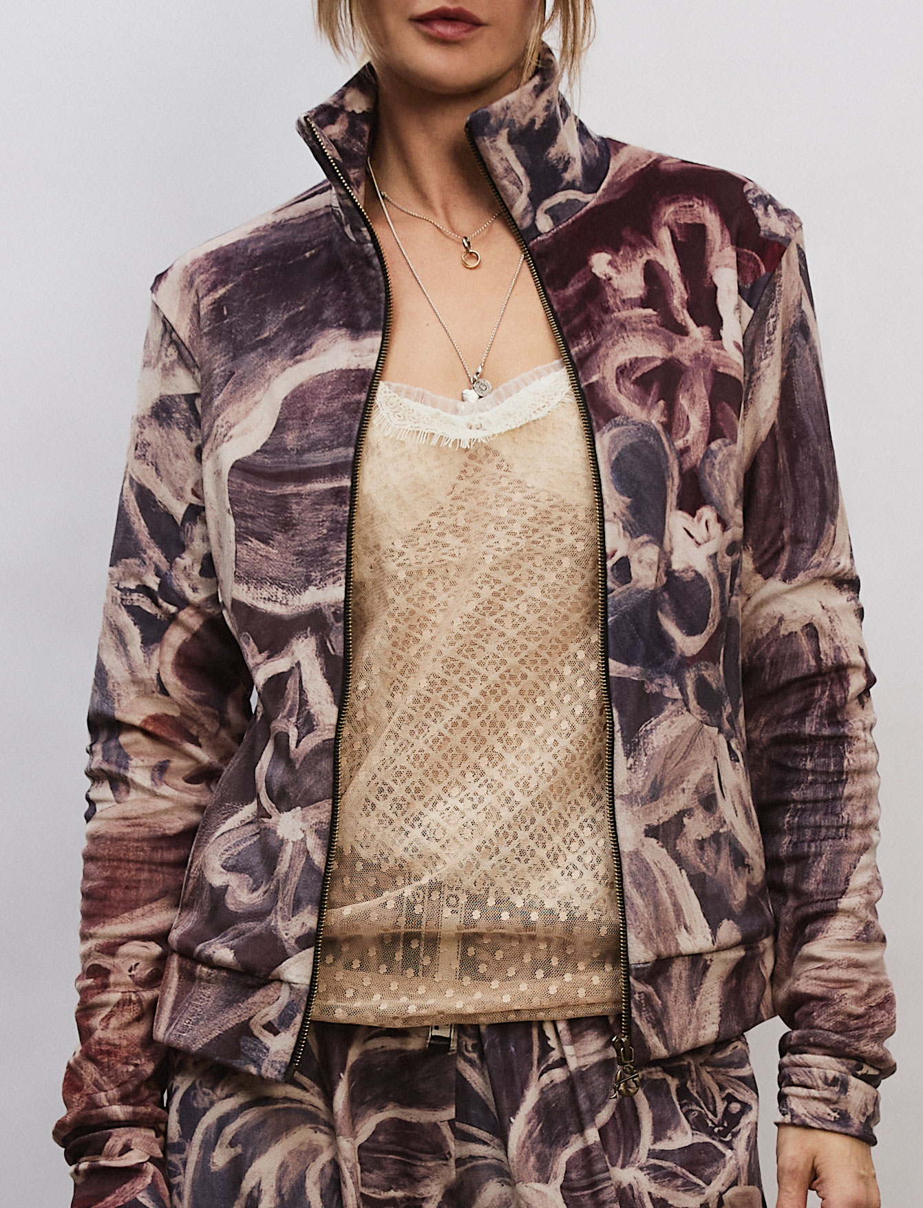 Олимпийка №32 Clear Voice