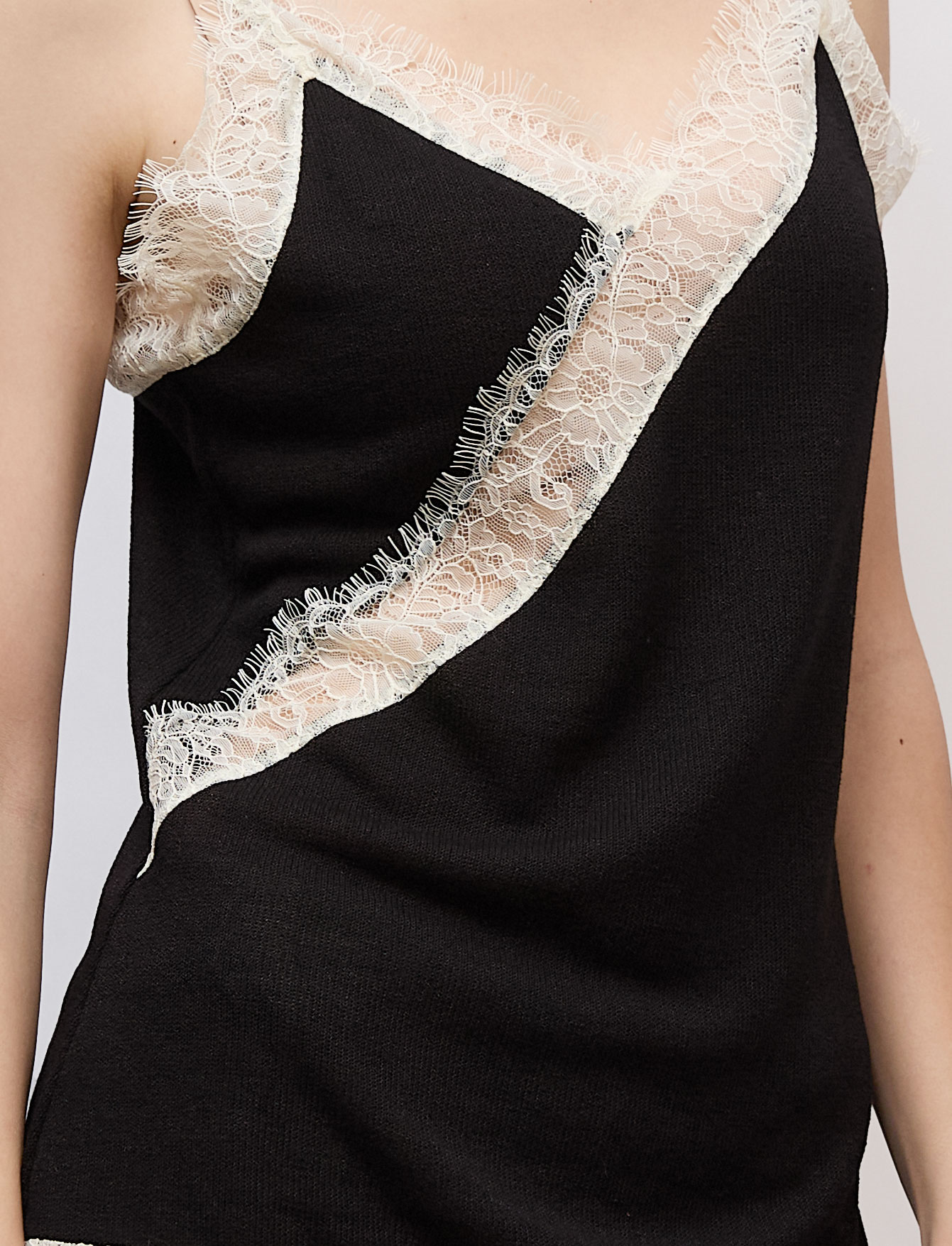 Майка №34 Novel