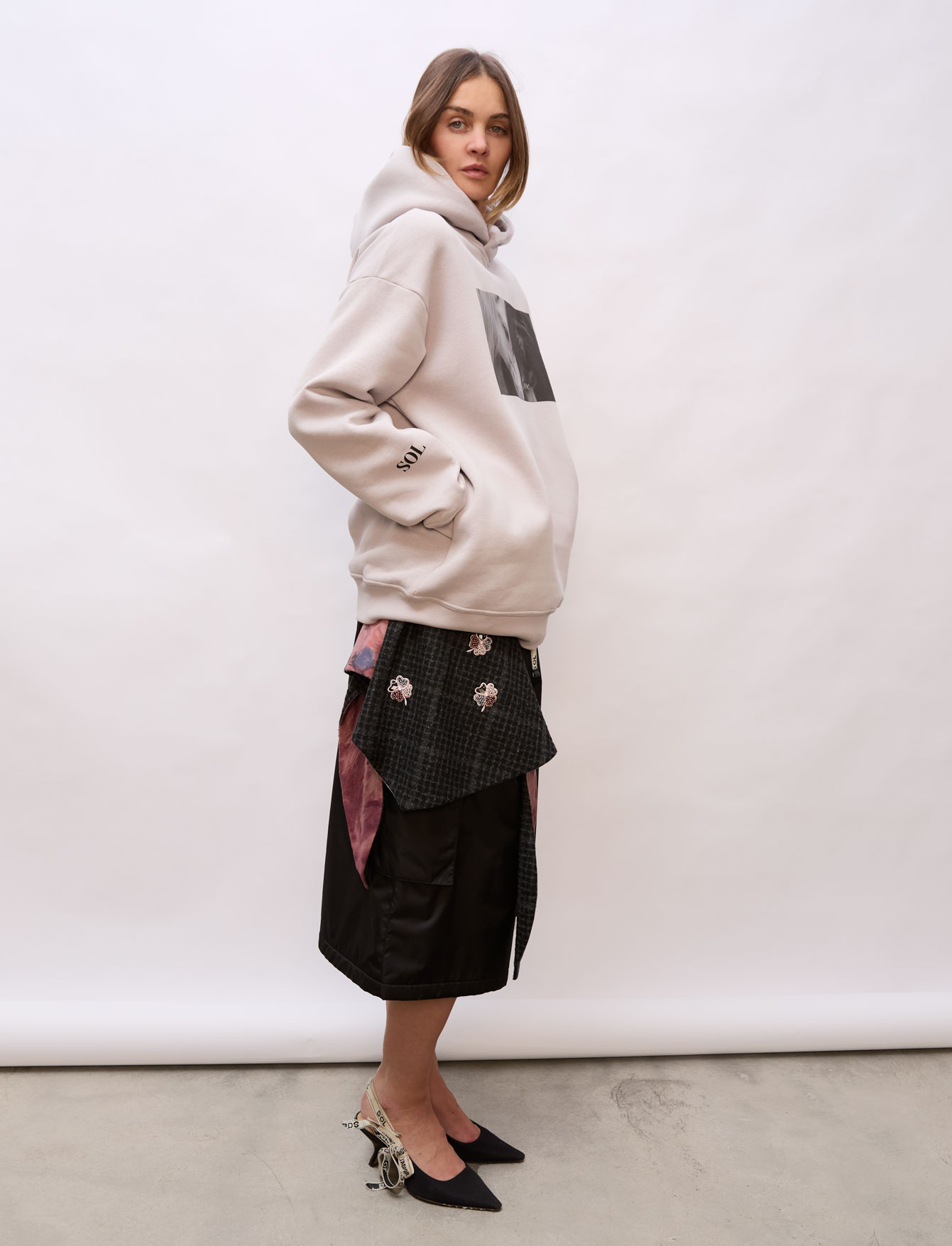 Образ 10: Худи Only Love + Шорты Anthracite