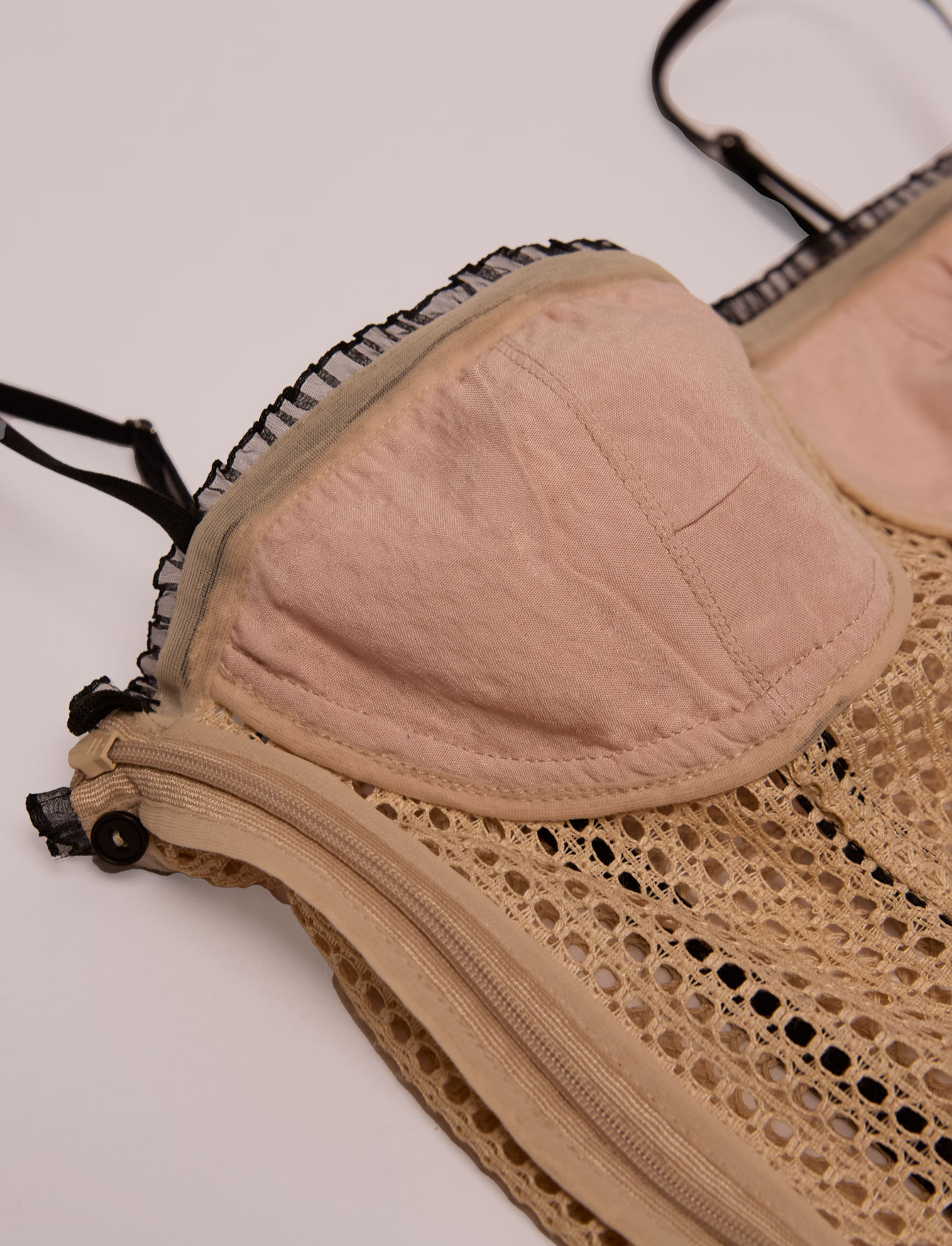 Топ №29 Filet Lace. Beije