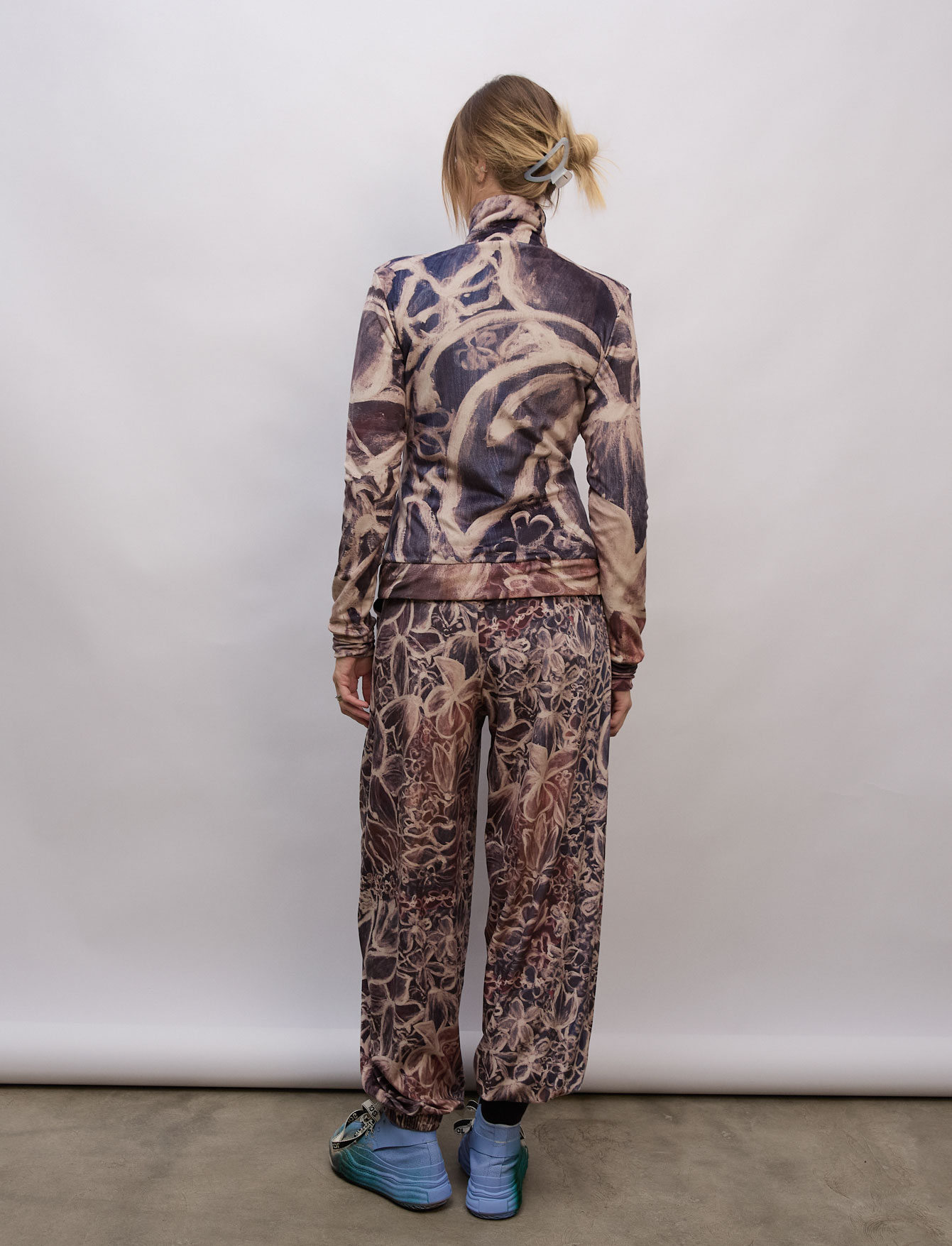 Олимпийка №32 Clear Voice