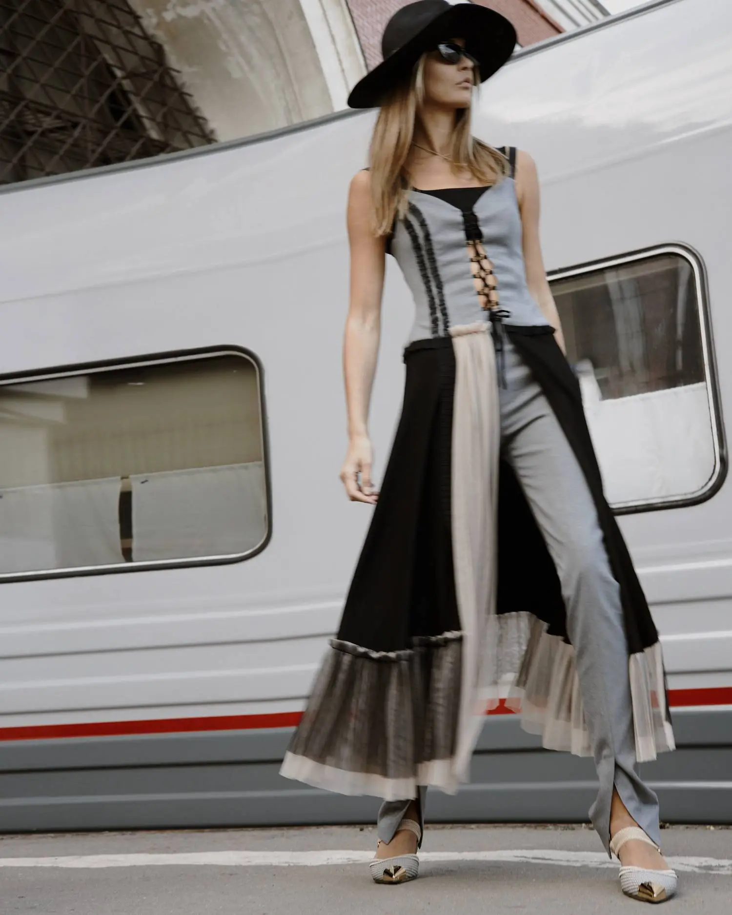Топ-корсет с юбкой №32 Feminine Топ-корсет с юбкой №32 Feminine