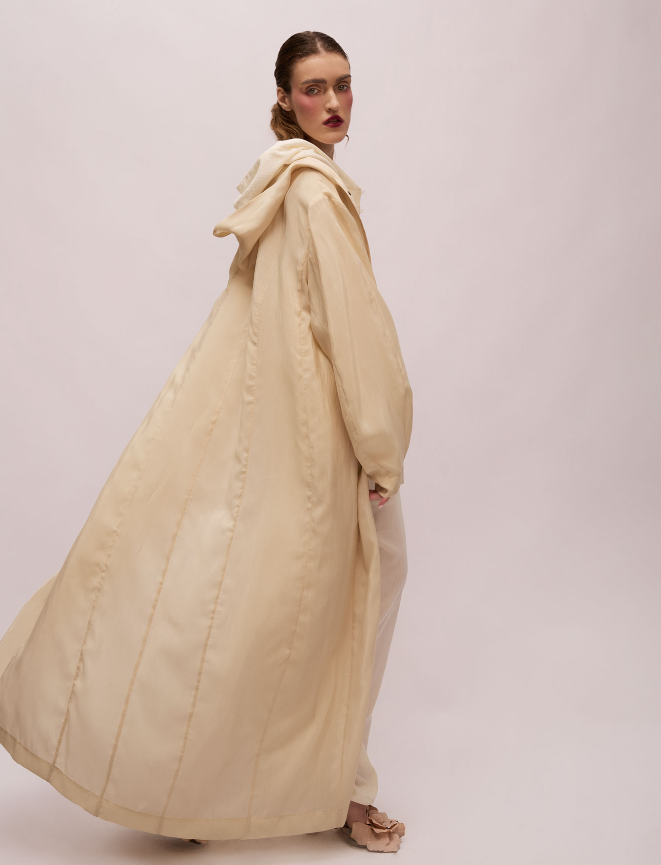 Плащ №35 Sandy Gloss