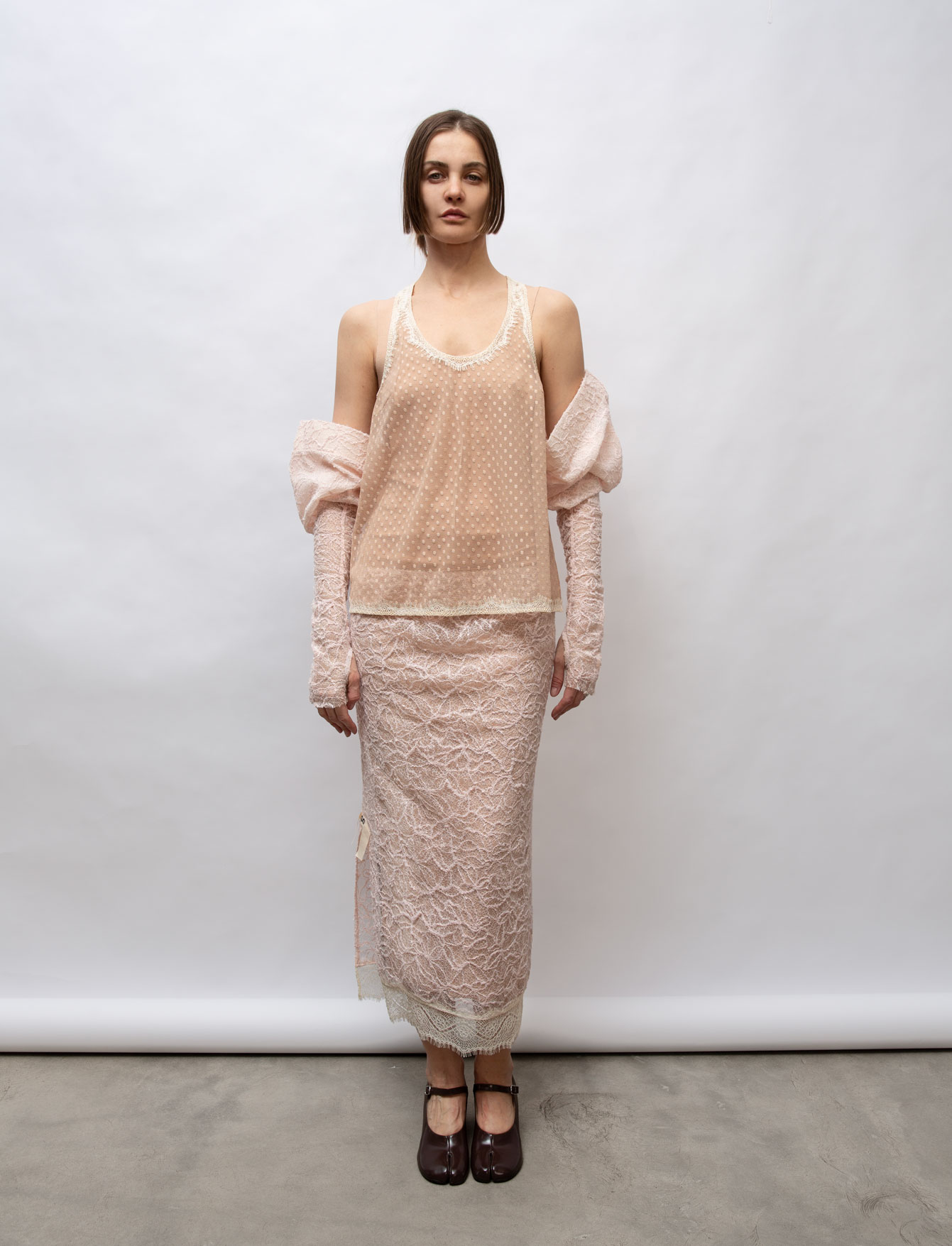 Образ 19: Блузка + юбка кружево