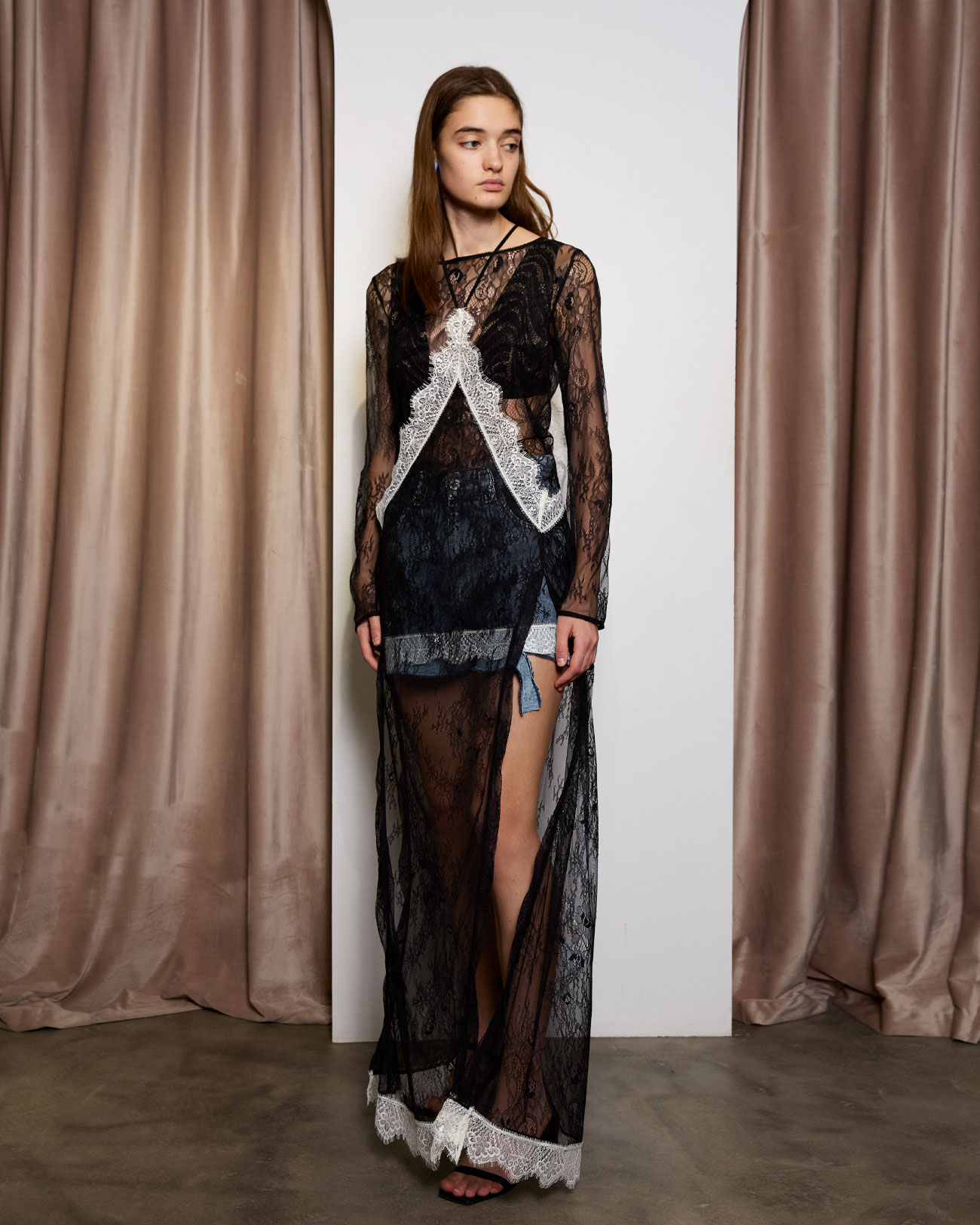Платье №6 Black Rose Платье №6 Black Rose