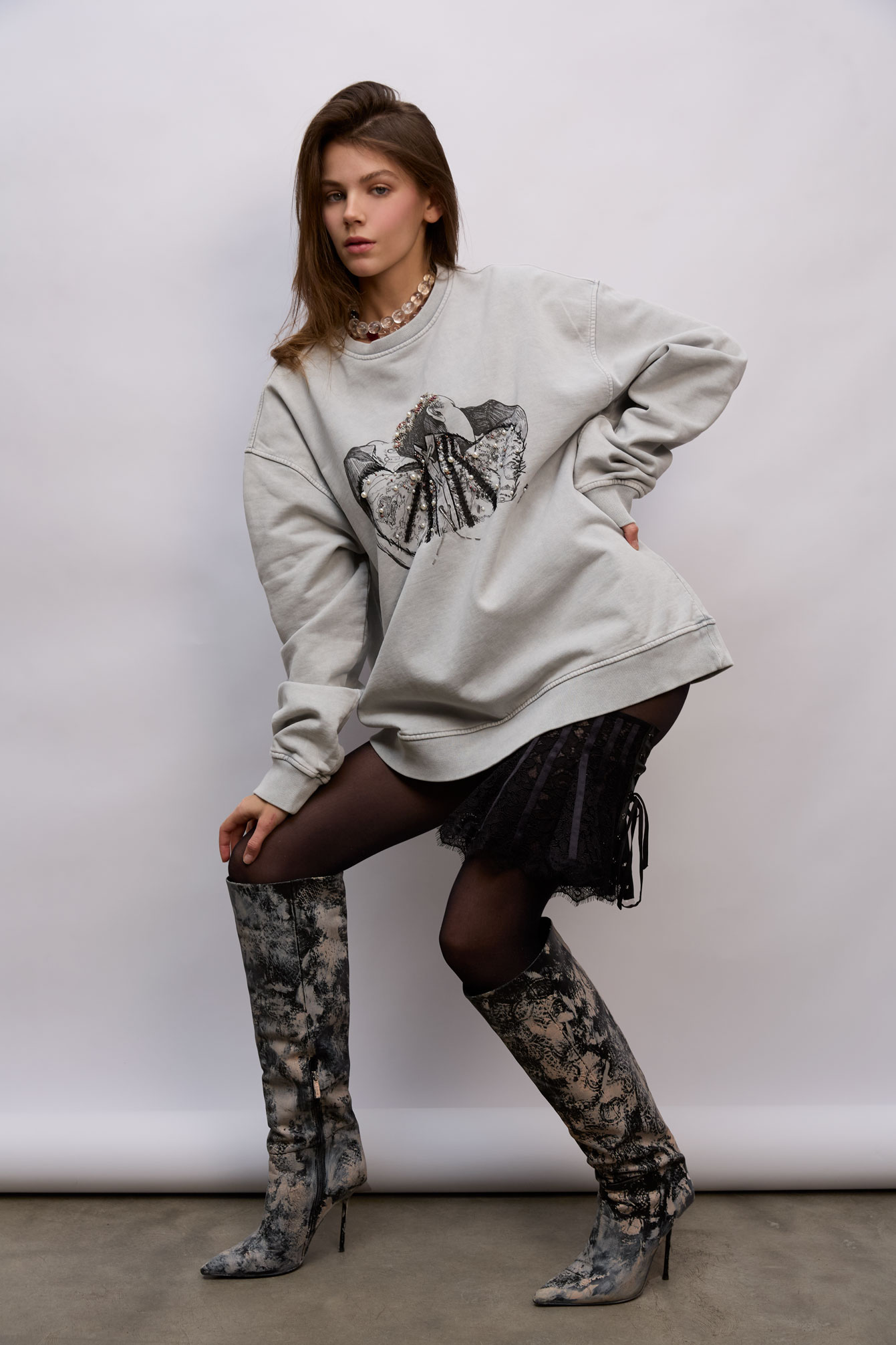 Свитшот Light Mind