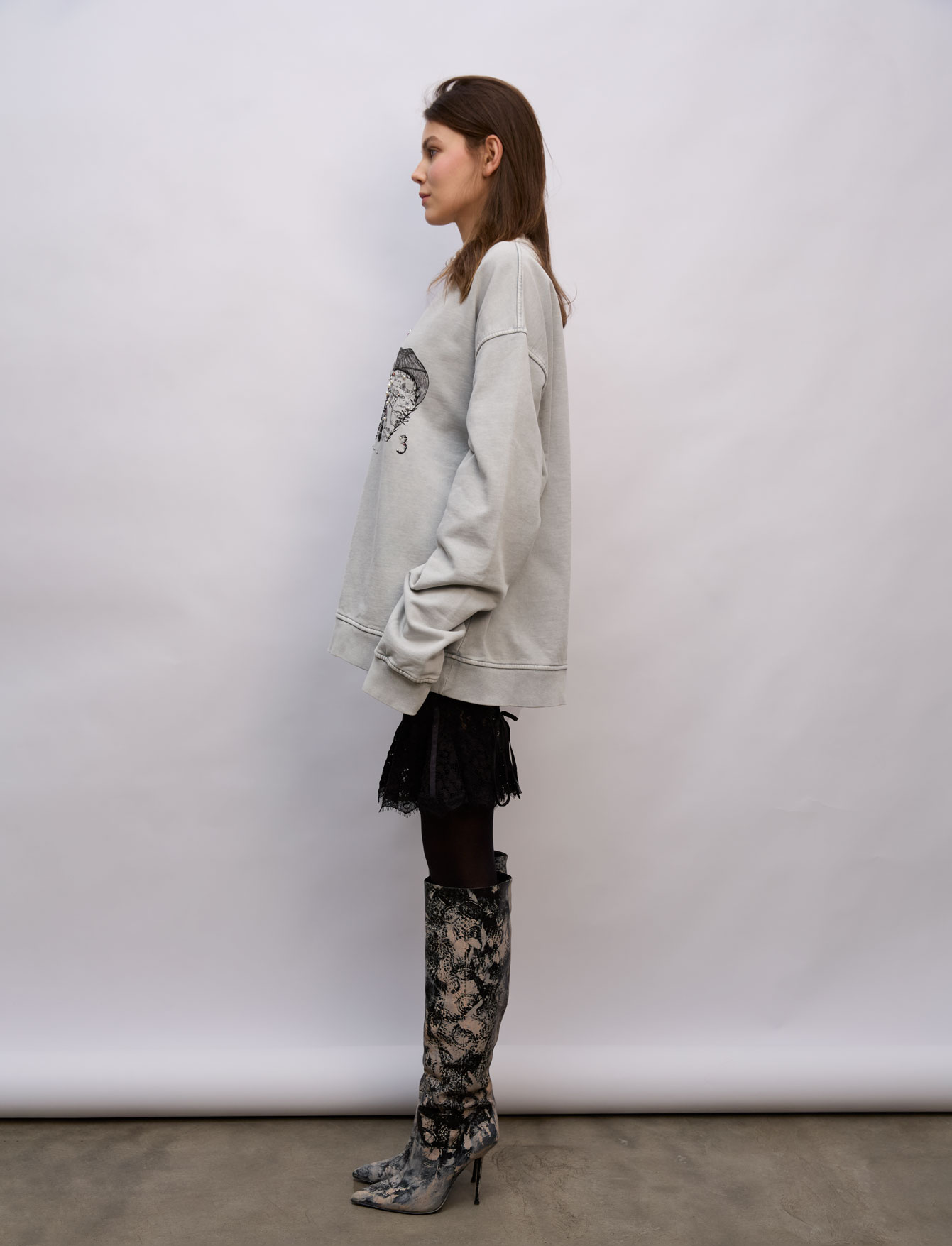 Свитшот Light Mind