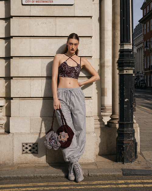 Топ №44 Strong Voice