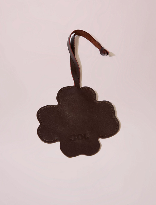 Ключница-брелок Lucky Merlot